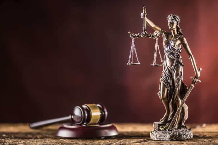 How To Increase Settlement Value In A Personal Injury Case 66 A Lady Justice Statue Next To A Wooden Gavel.