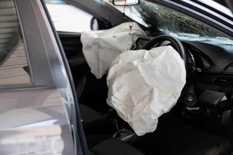 Airbag Injuries 1 Deployed Airbags In A Crashed Vehicle.